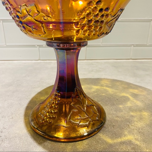Carnival glass marigold centrepiece glass vase - Picture 3 of 9
